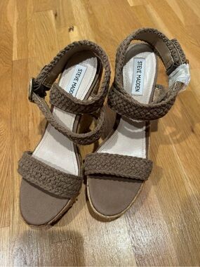 Steve Madden Fantastik Taupe Braided Wedge Sandals NWOT